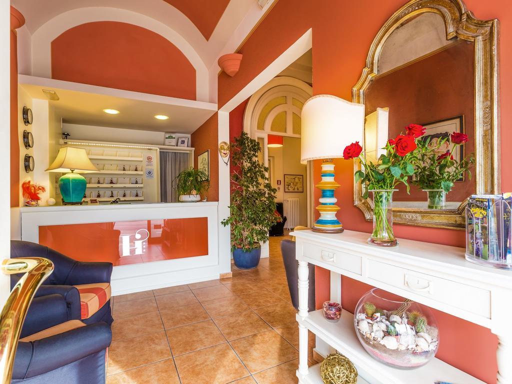 Hotel Internazionale Viareggio Luaran gambar